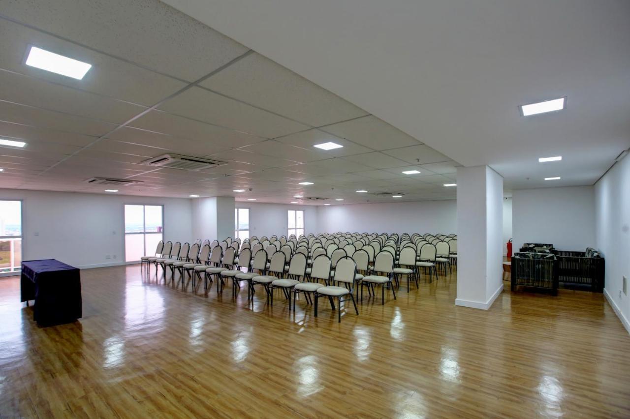Advanced Hotel&Flats Cuiabá Esterno foto